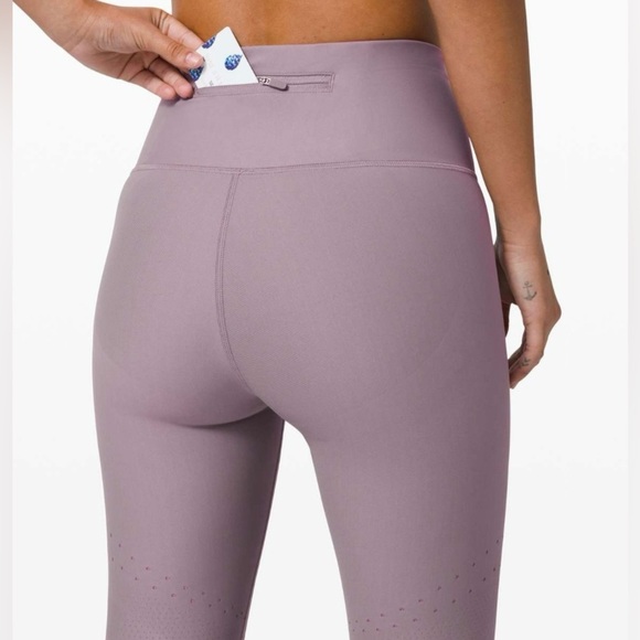 Lululemon Zoned In Tight 27” Lunar Rock EUC - Picture 3 of 5